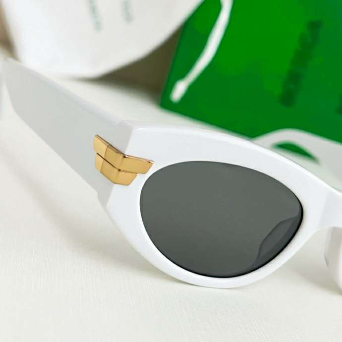 Picture of Bottega Veneta Sunglasses _SKUfw56683888fw